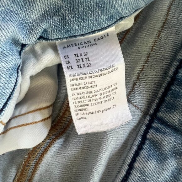 AE AirFlex+ Temp Tech Athletic Skinny cut with light distressing - Picture 6 of 7